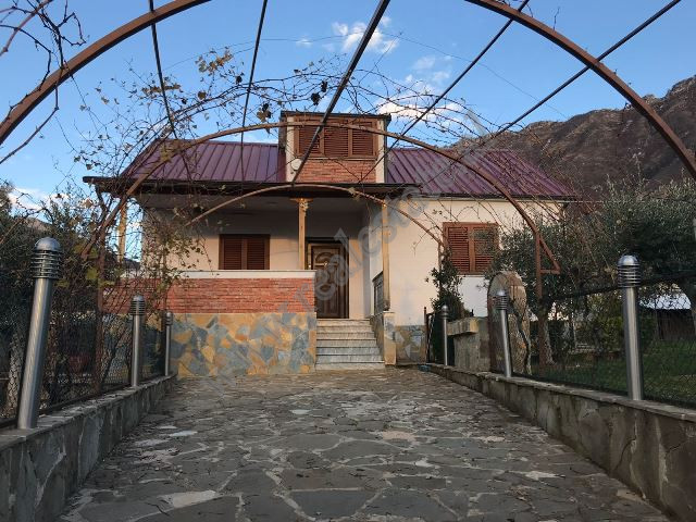 One-storey villa for sale in Priske e Madhe area in Tirana, Albania